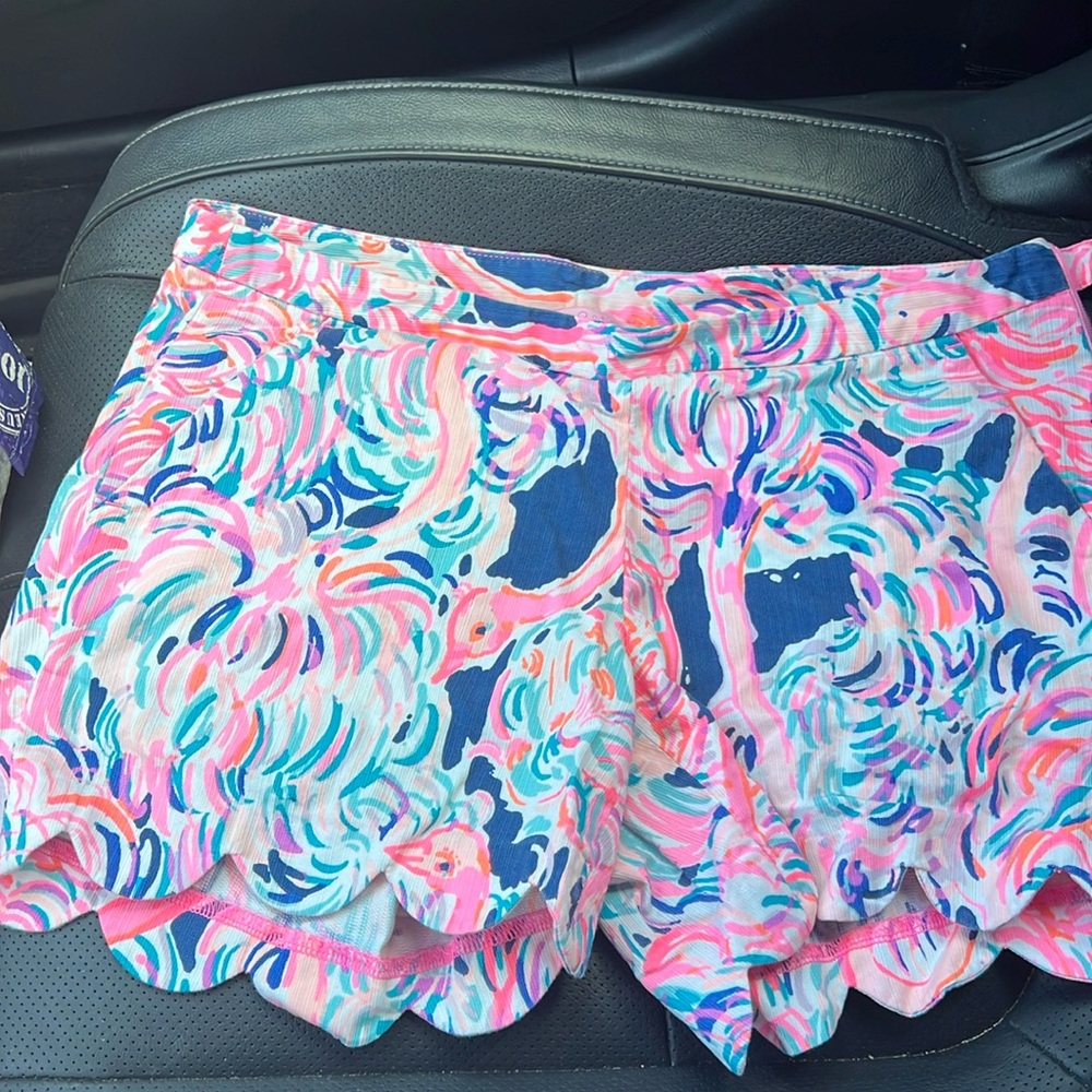 Lilly Pulitzer sz 2 ostrich shorts